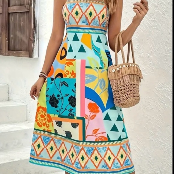 Beautiful Floral & Color Block Summer Midi Dress - Picture 3 of 10